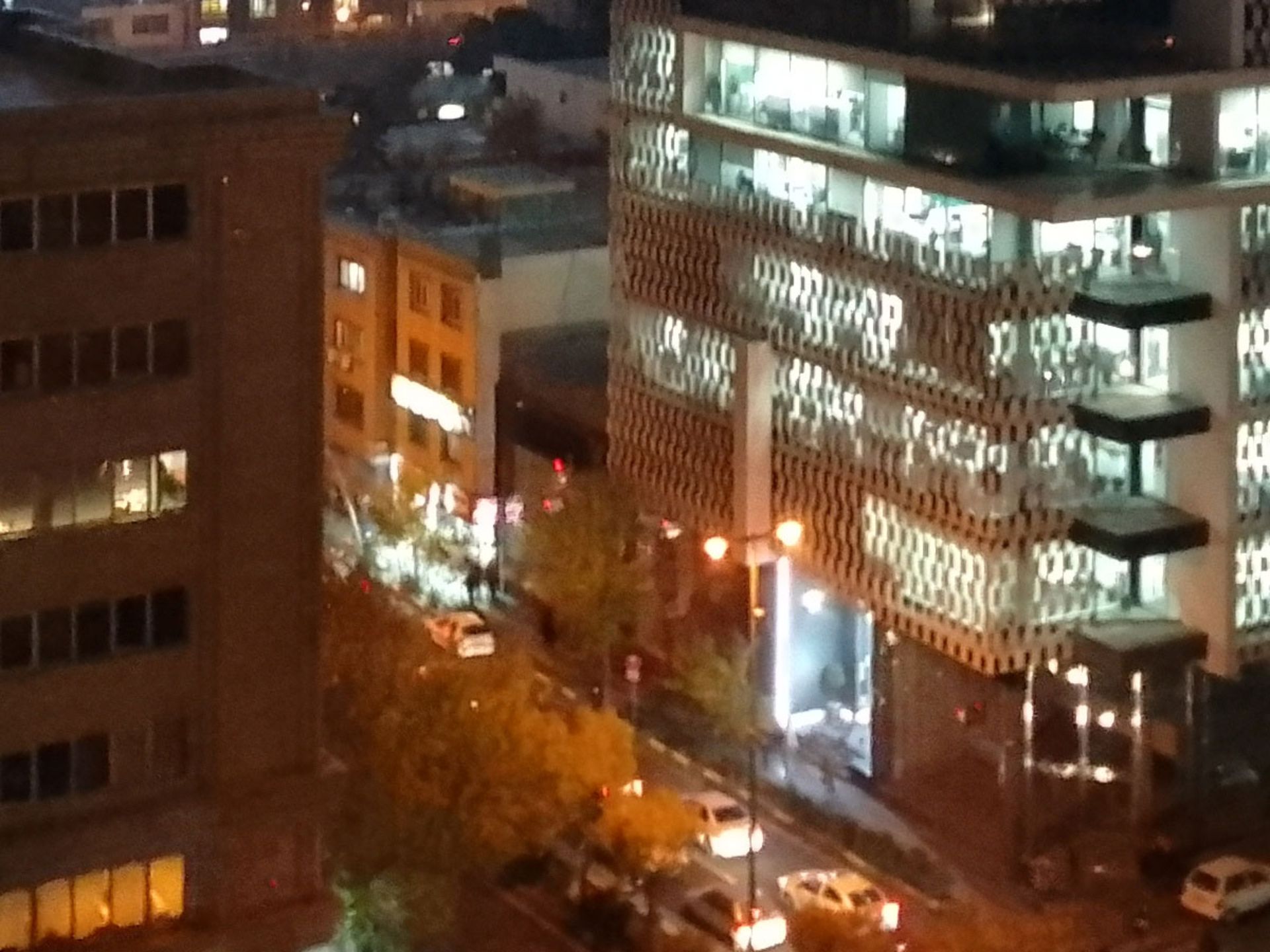 برش واقعی عکس دوربین ریلمی C11 در شب