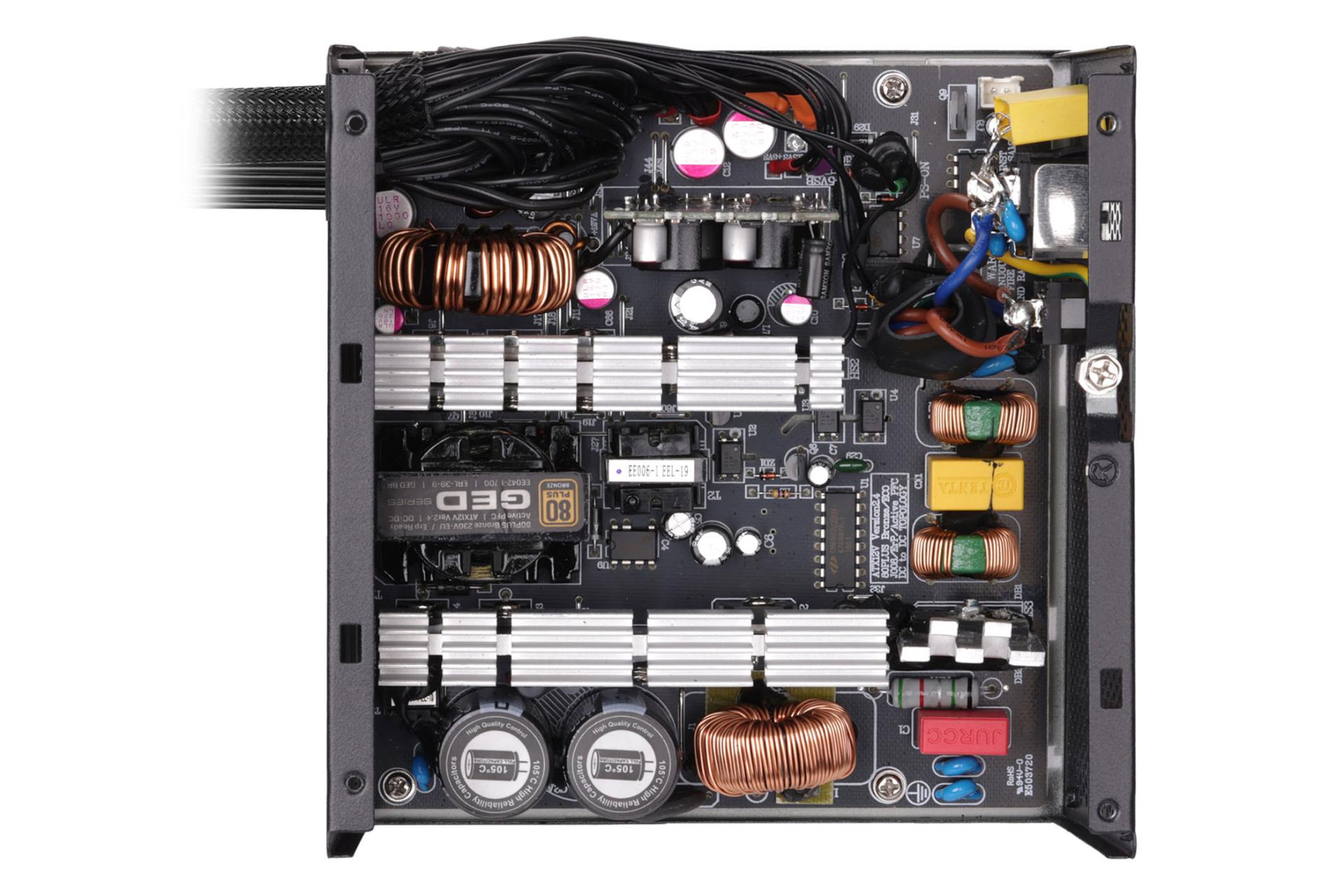 نمای بریده پاور کامپیوتر گرین GP700A-GED با توان 700 وات
