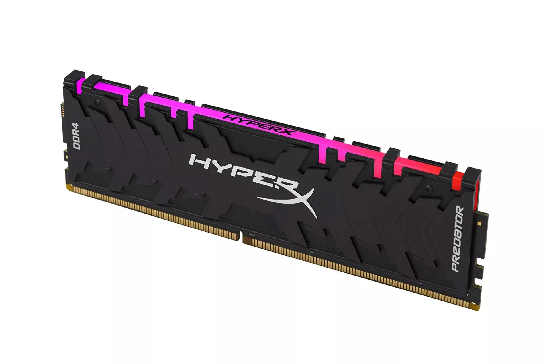نمای کنار رم هایپر ایکس Predator RGB ظرفیت 16 گیگابایت از نوع DDR4-3000