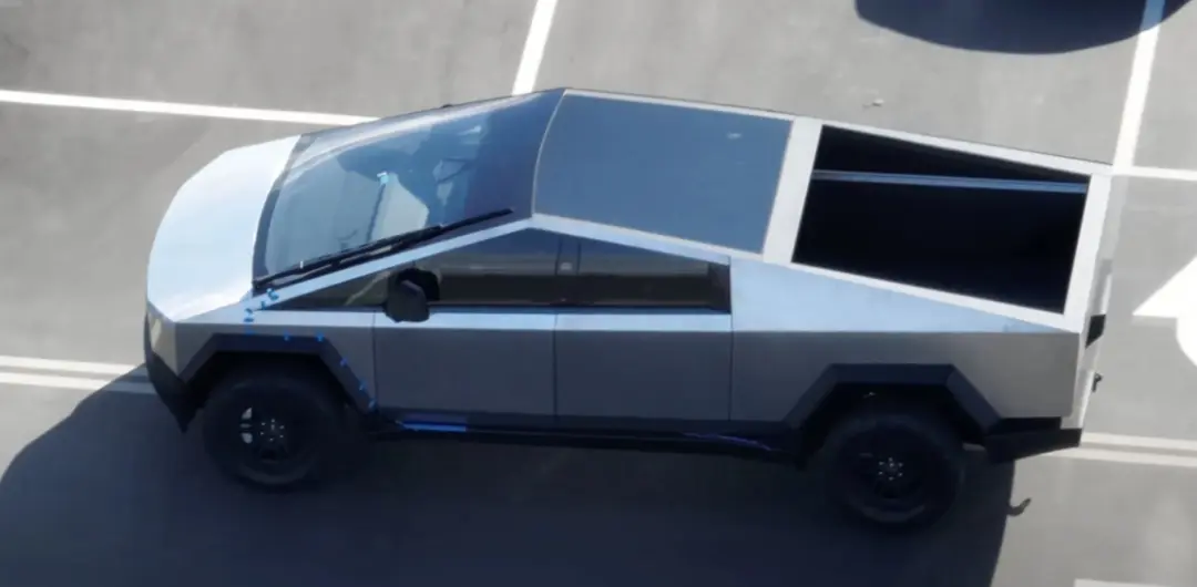 new-tesla-cybertruck-prototype