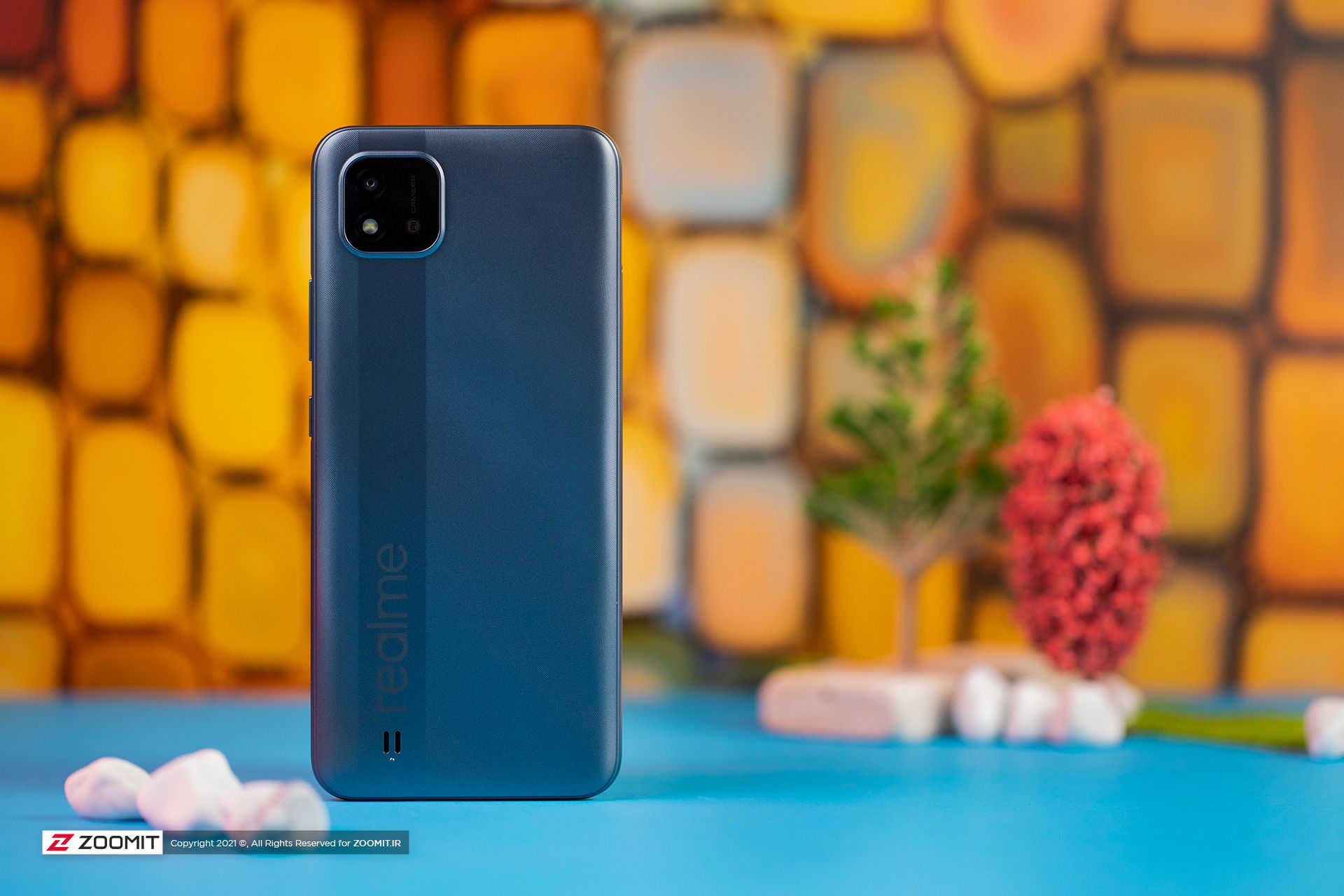 طراحی پنل پشت ریلمی C11