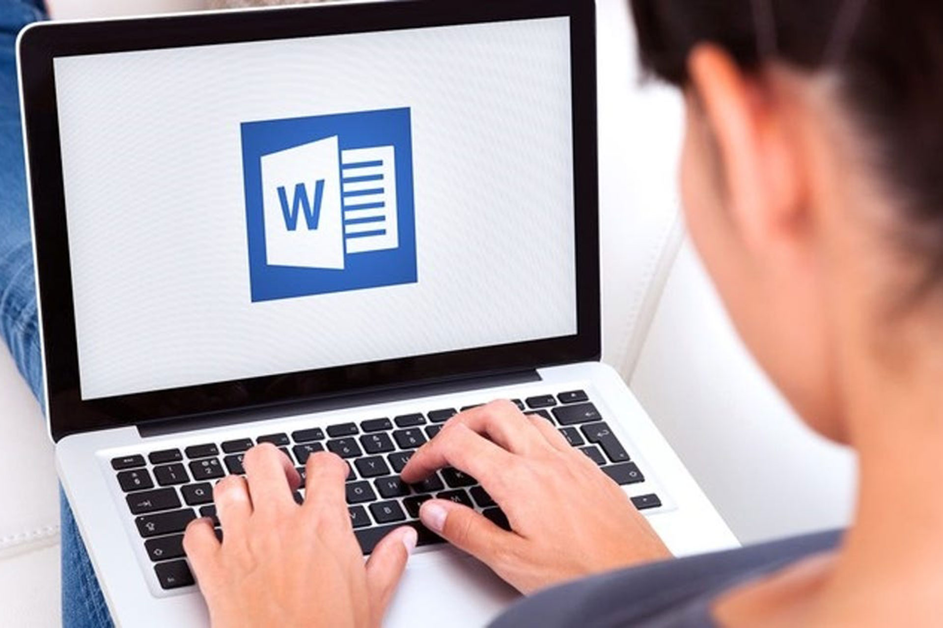 Word training. Что такое ворд в компьютере. WORDPRESS. Компьютер Word. WORDPRESS ноутбук.