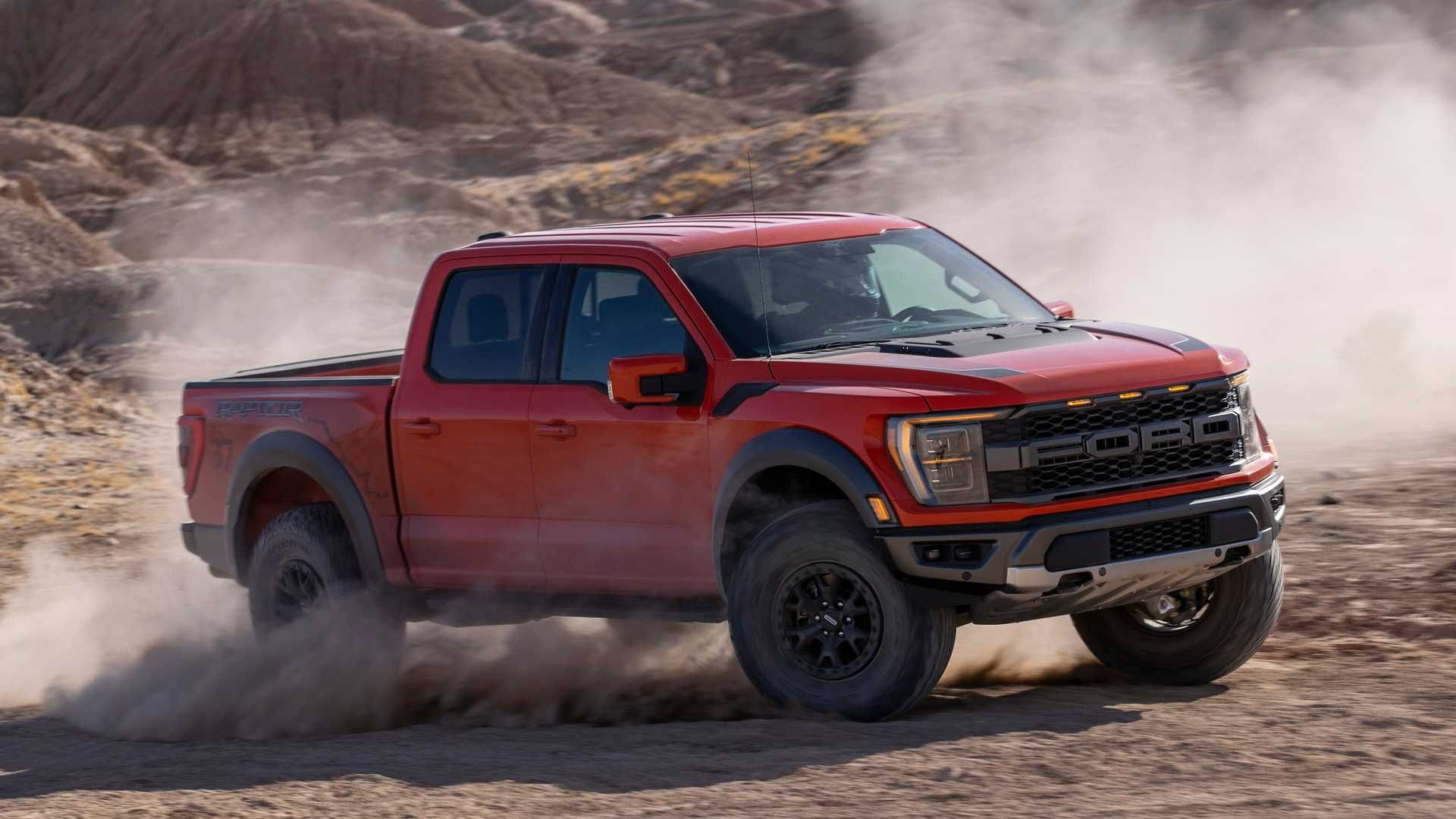 Ford F-150 Raptor   فورد اف150 رپتور 2021 نمای چپ