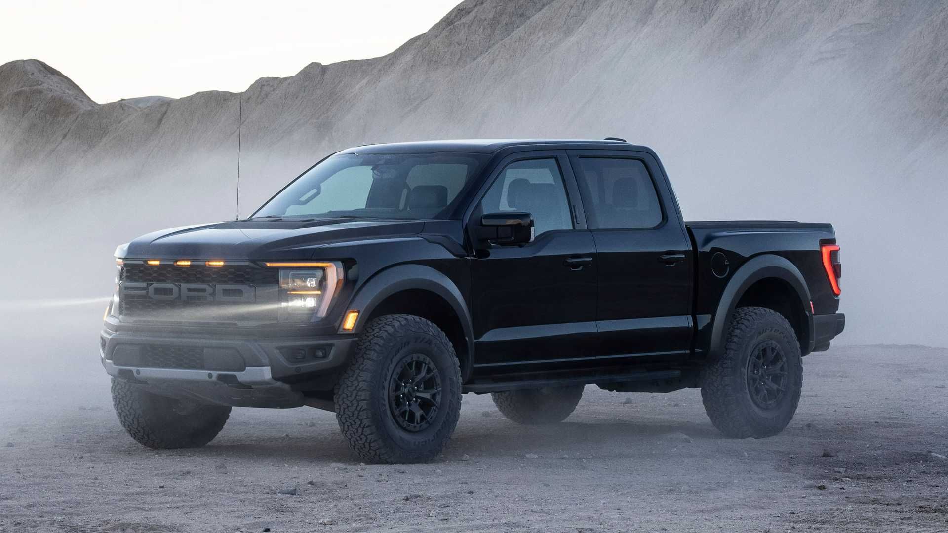Ford F-150 Raptor   فورد اف150 رپتور 2021 بدنه سیاه