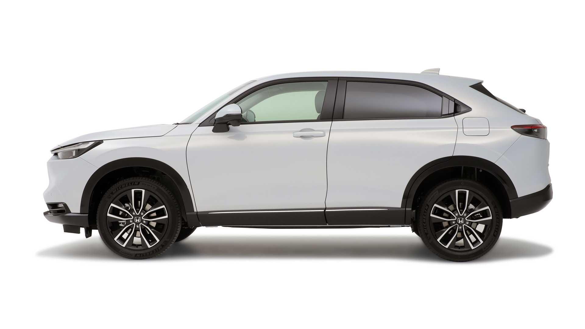 Honda HR-V هوندا اچ آر وی 2022 نمای جانبی