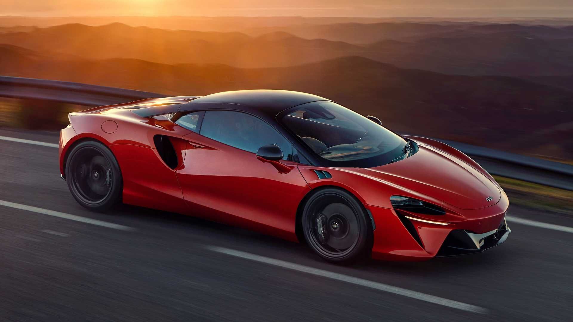 McLaren Artura 2022 مکلارن آرتورا نمای چپ