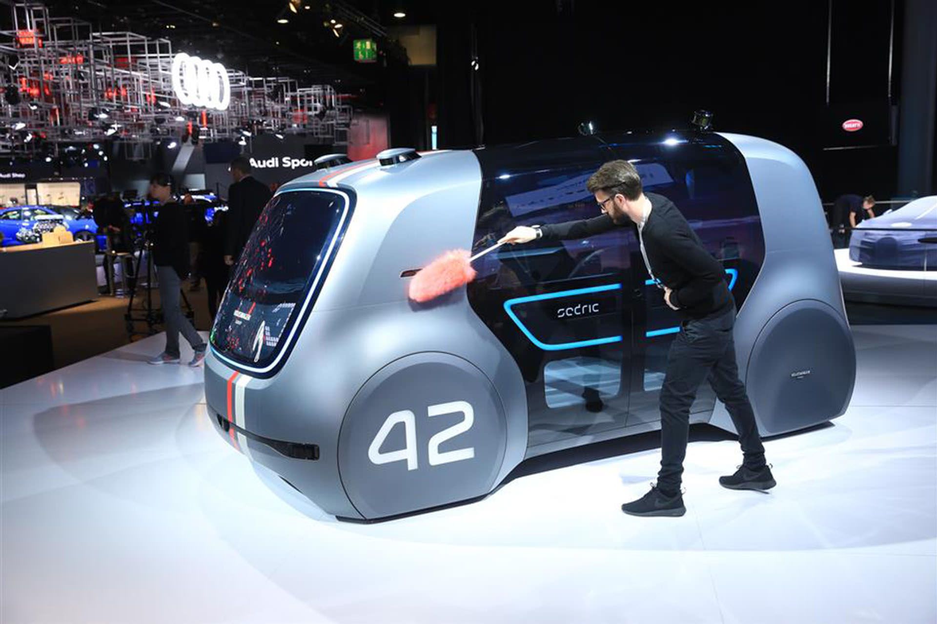 خودرو خودران / Autonomous Car تاکسی یا شاتل بدون راننده