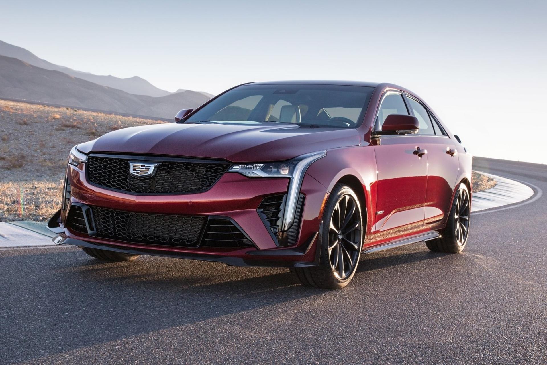 Cadillac CT4-V Blackwing کادیلاک سی تی4 بلک وینگ نمای