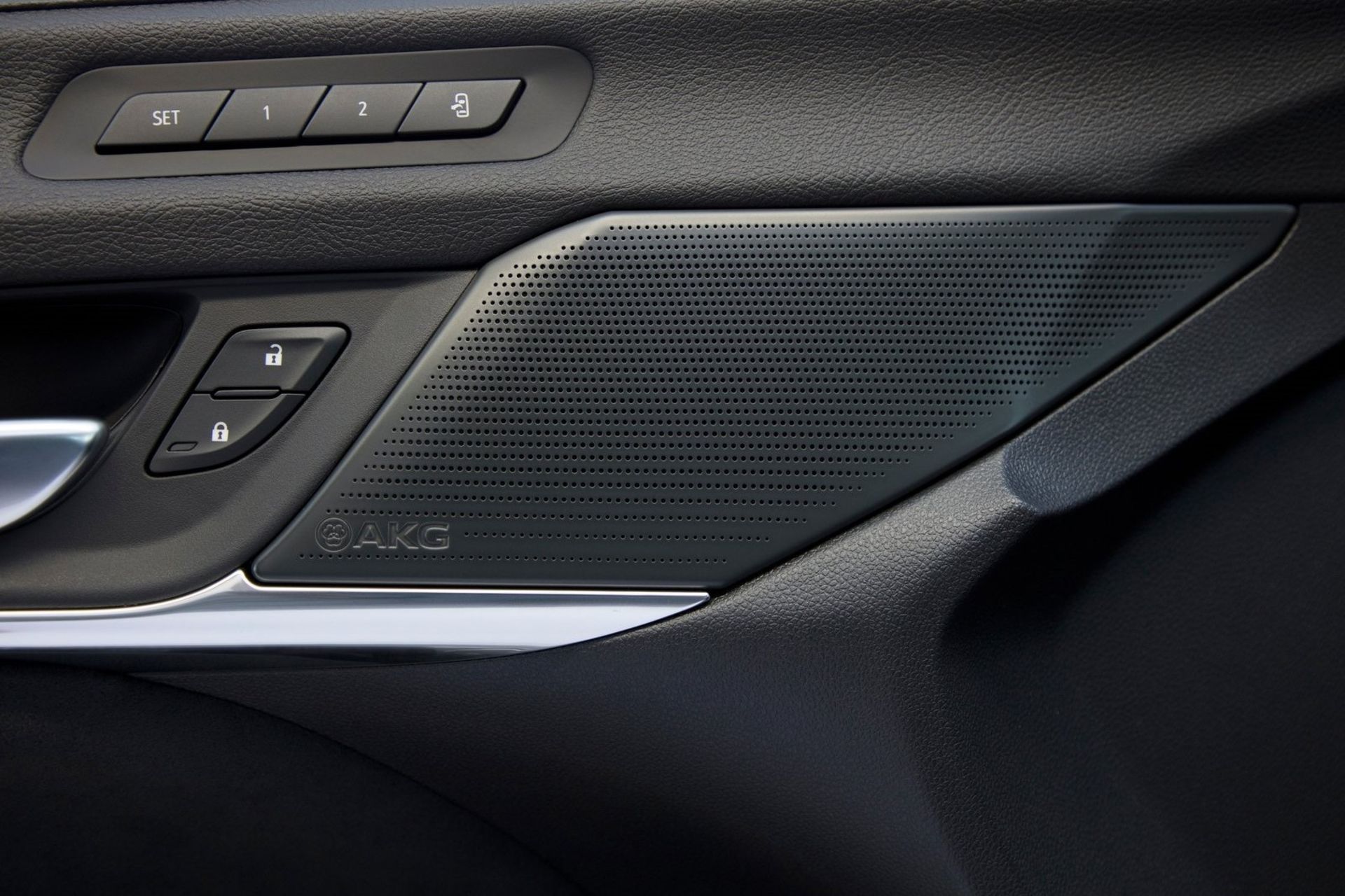 Cadillac CT4-V Blackwing کادیلاک سی تی4 بلک وینگ نمای داخل در