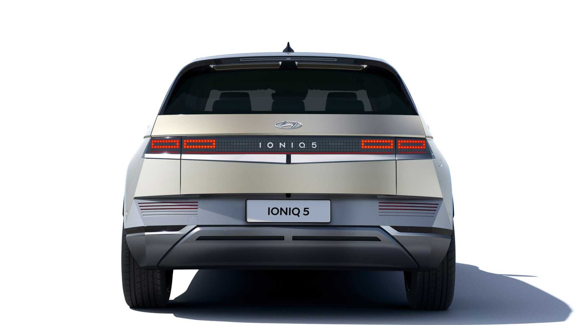 Hyundai Ioniq 5 هیوندای آیونیک 5 برقی نمای پشت