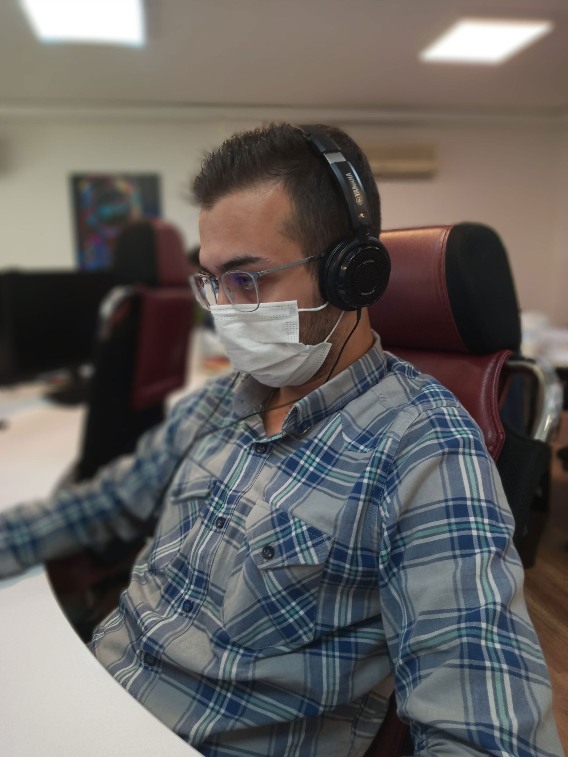 نمونه عکس دوربین پرتره ال جی K41S - صدرا مخملی