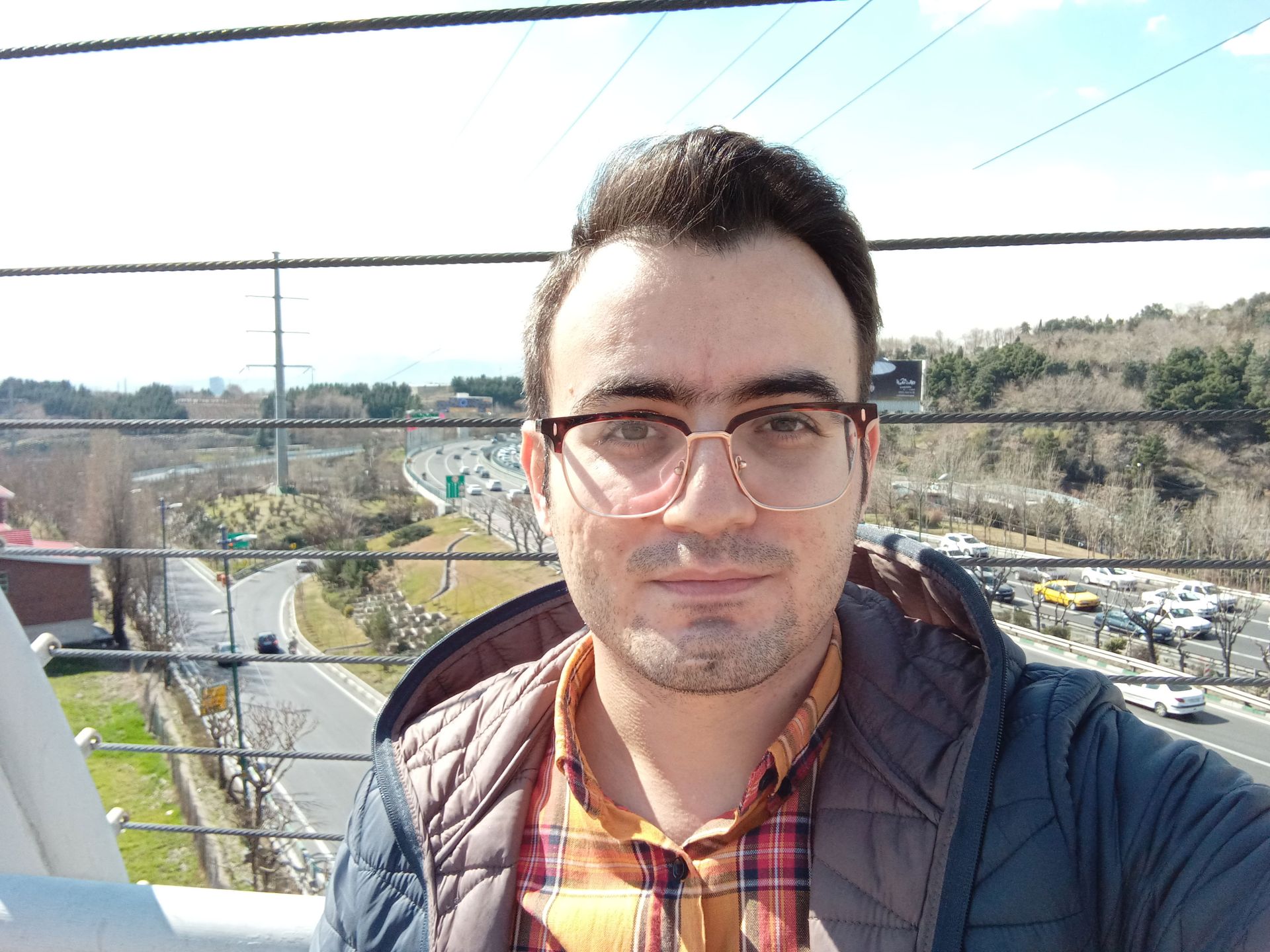 نمونه عکس دوربین سلفی ال جی K41S - مهرداد عیسی لو