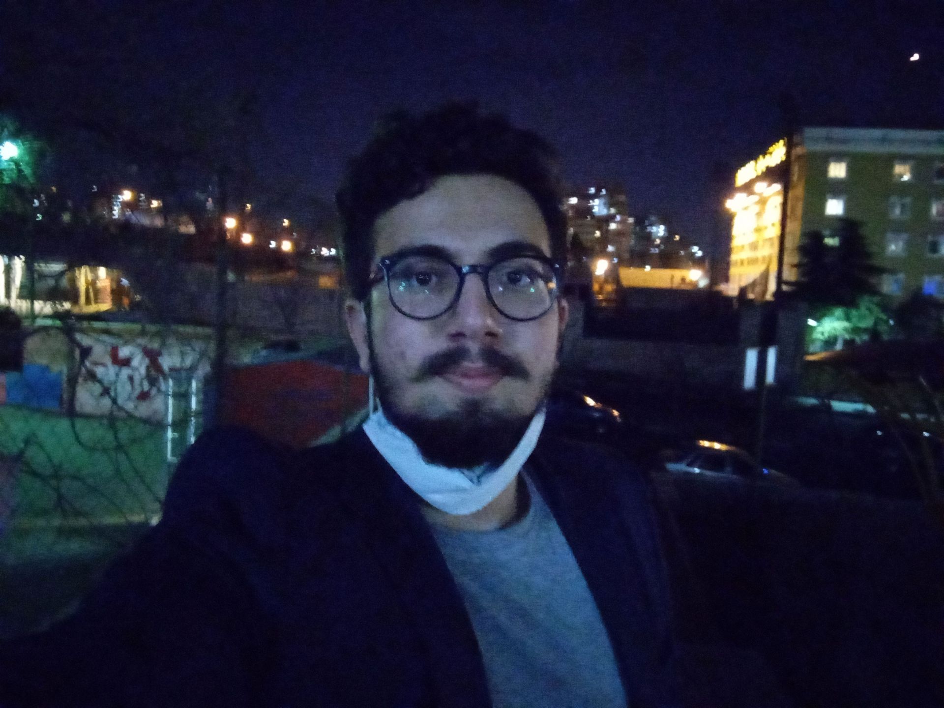 نمونه عکس دوربین سلفی ال جی K41S - امین صادقی