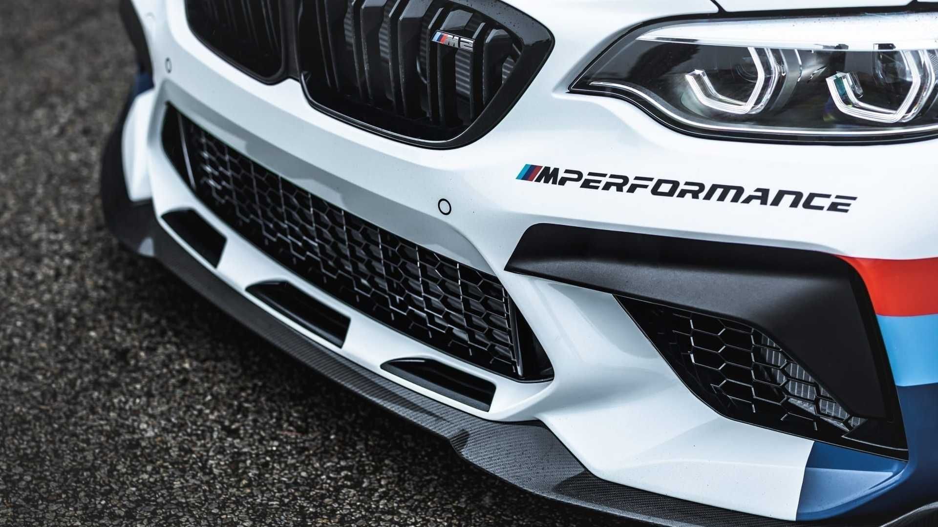 جلوپنجره بی ام و ام 2 سی اس / BMW M2 CS با تیونینگ منهارت / Manhart 