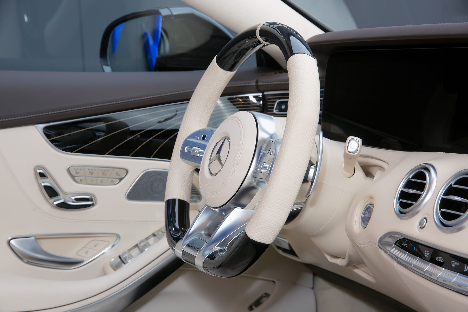 Posaidon Mercedes-AMG S63 Coupe مرسدس بنز اس کلاس کوپه پوزیدون نمای فرمان