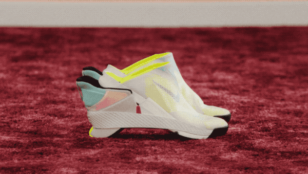 پوشیدن و درآوردن کفش نایکی گو فلای ایز / Nike Go FlyEase