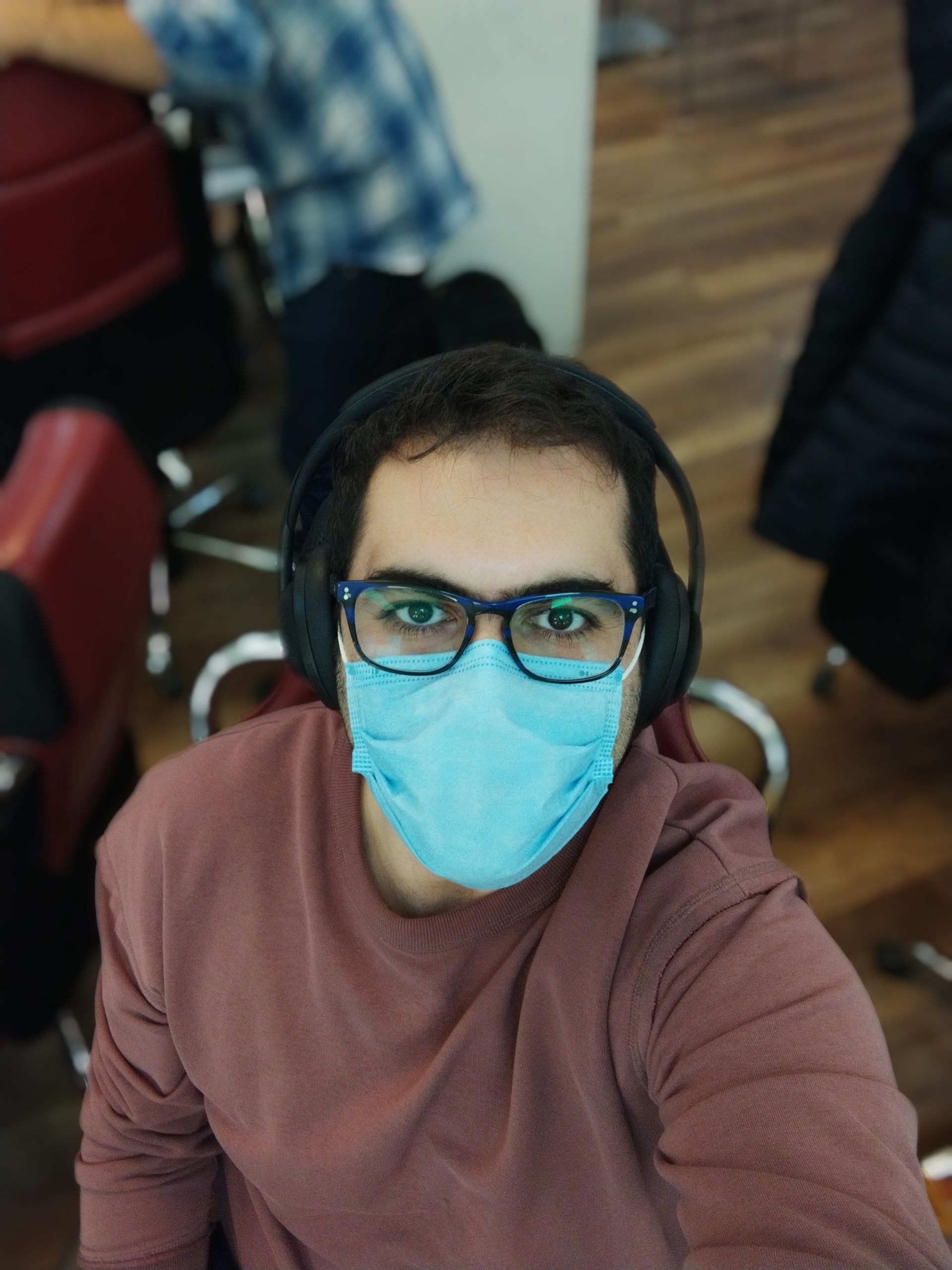 نمونه عکس سلفی با گوشی پوکو ام ۳ حسین