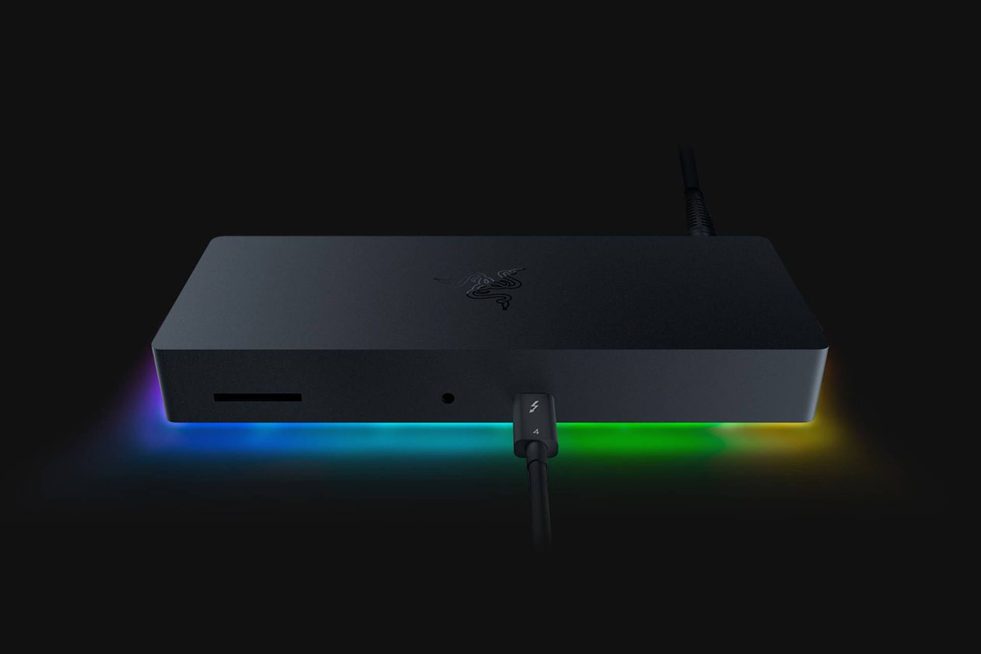 بخش جلویی داک تاندربولت 4 ریزر