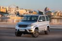 یواز پاتریوت نقره ای رنگ UAZ Patriot