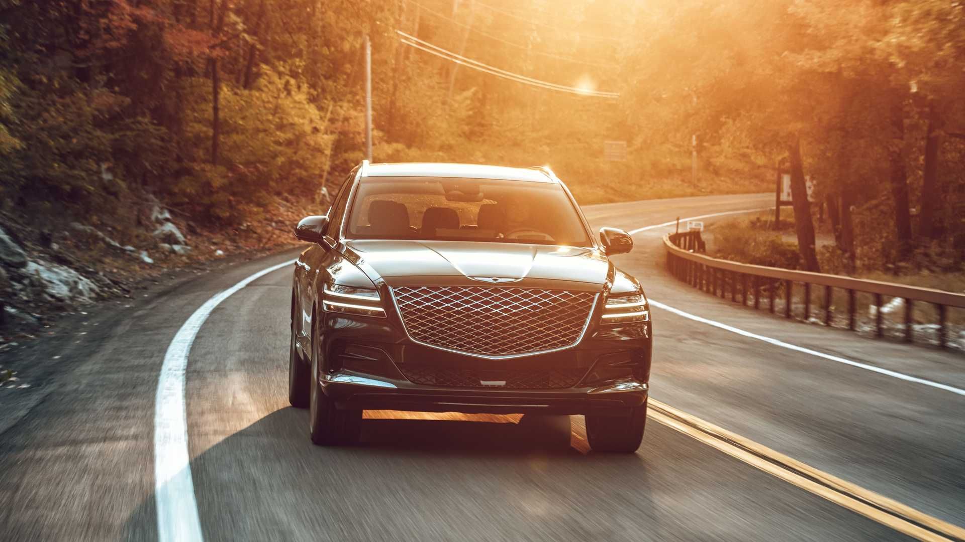 نمای جلو خودرو شاسی بلند جنسیس جی وی 80 / 2021 Genesis GV80 رنگ مشکی