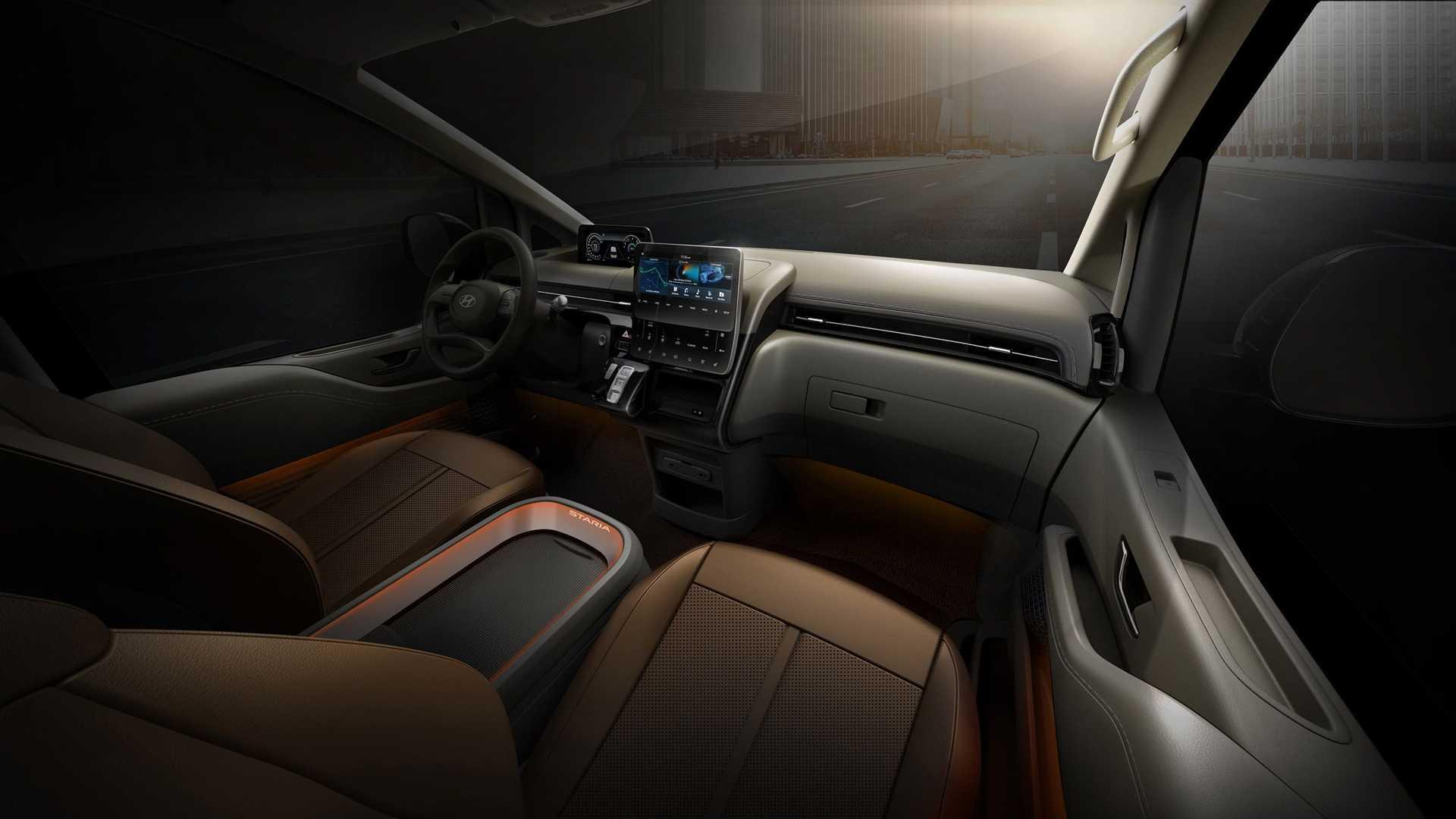 Hyundai Staria Minivan   هیوندای استاریا نمای داخلی