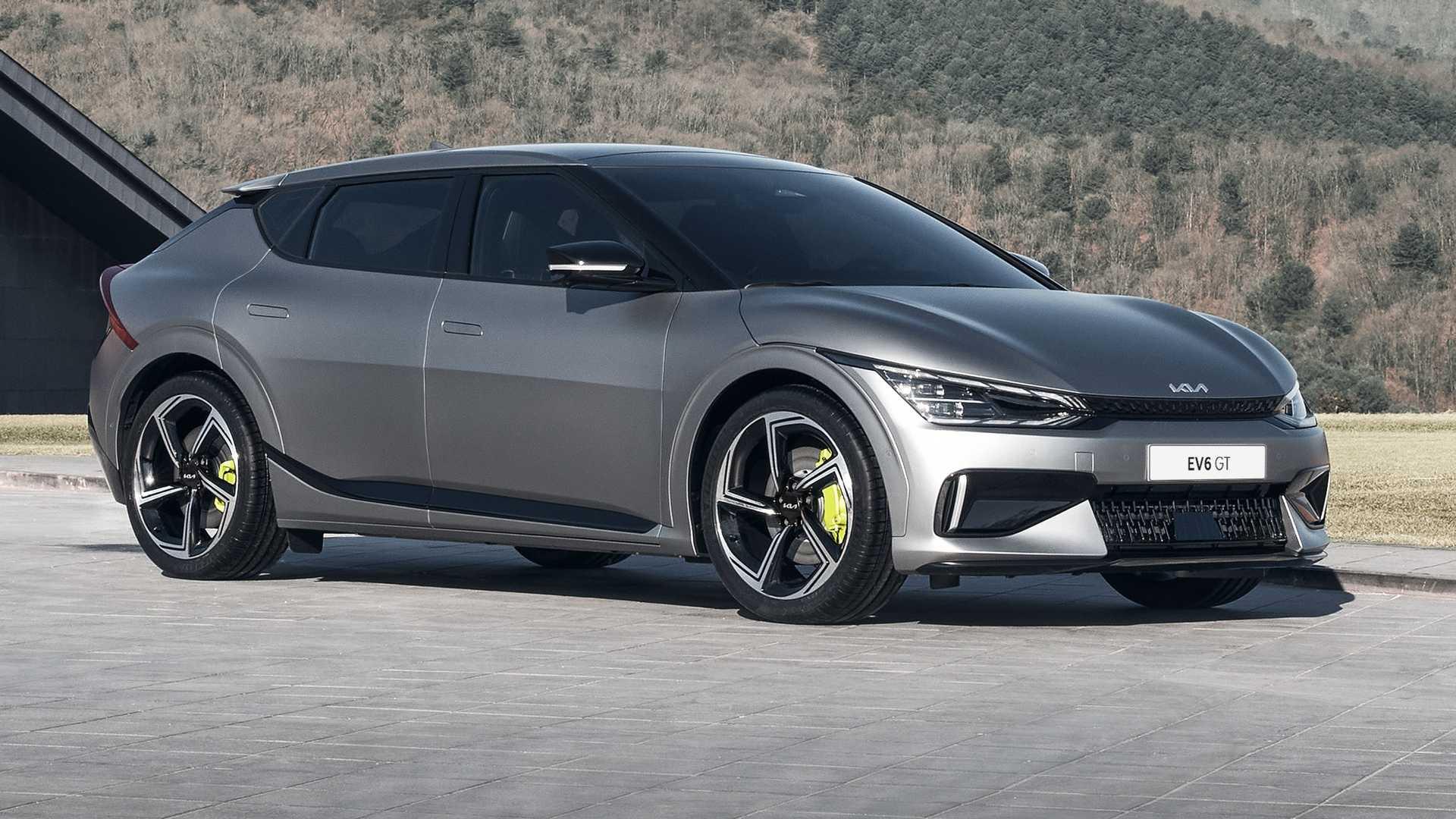 کیا EV6 GT نمای سه رخ