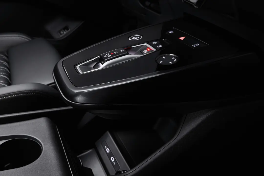 کنسول مرکزی خودرو برقی Audi Q4 E-Tron