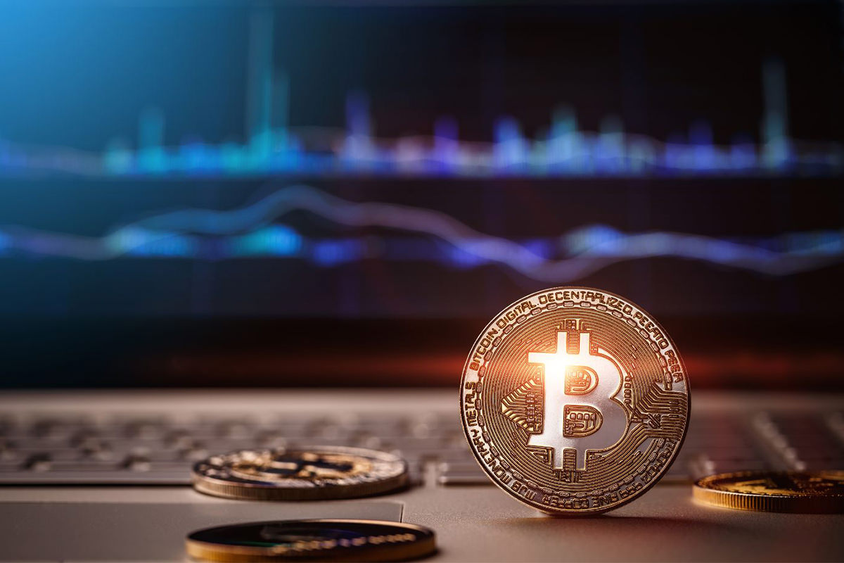 بازار بیت‌کوین «خسته» است؛ احتمال سقوط قیمت به زیر ۱۰۰ هزار دلار