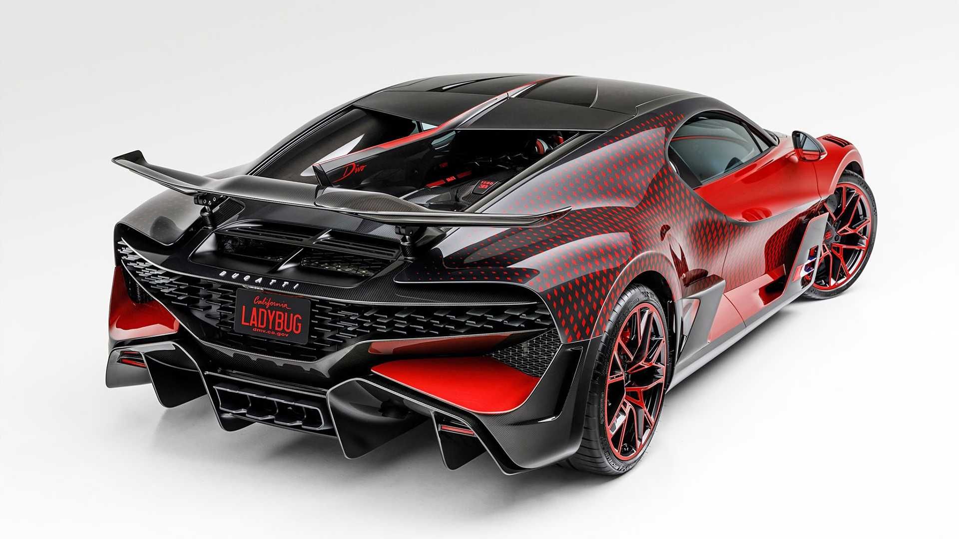  Bugatti Divo  Lady Bug بوگاتی دیوو لیدی باگ نمای بالا و پشت