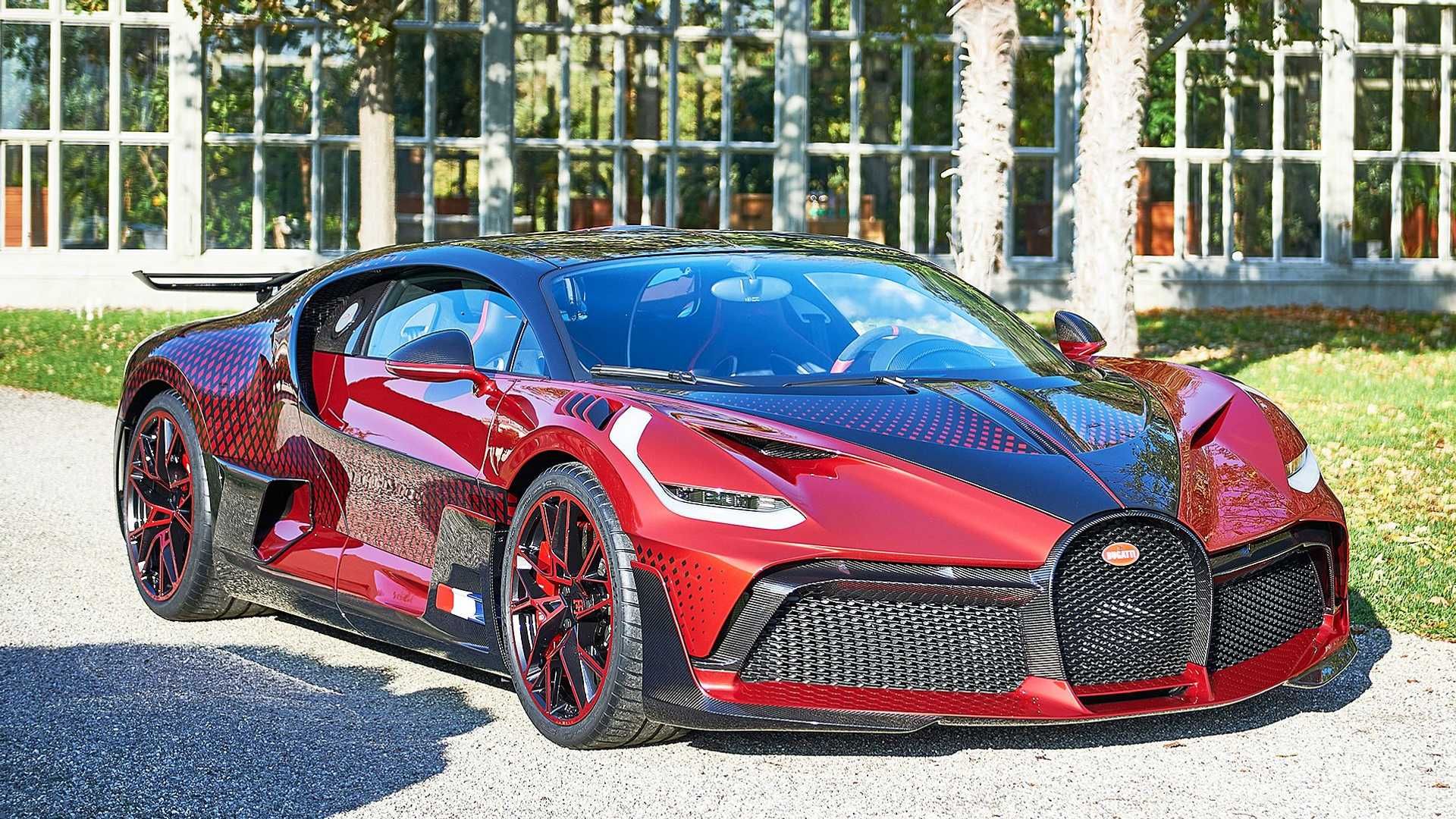  Bugatti Divo  Lady Bug بوگاتی دیوو لیدی باگ نمای روبرو