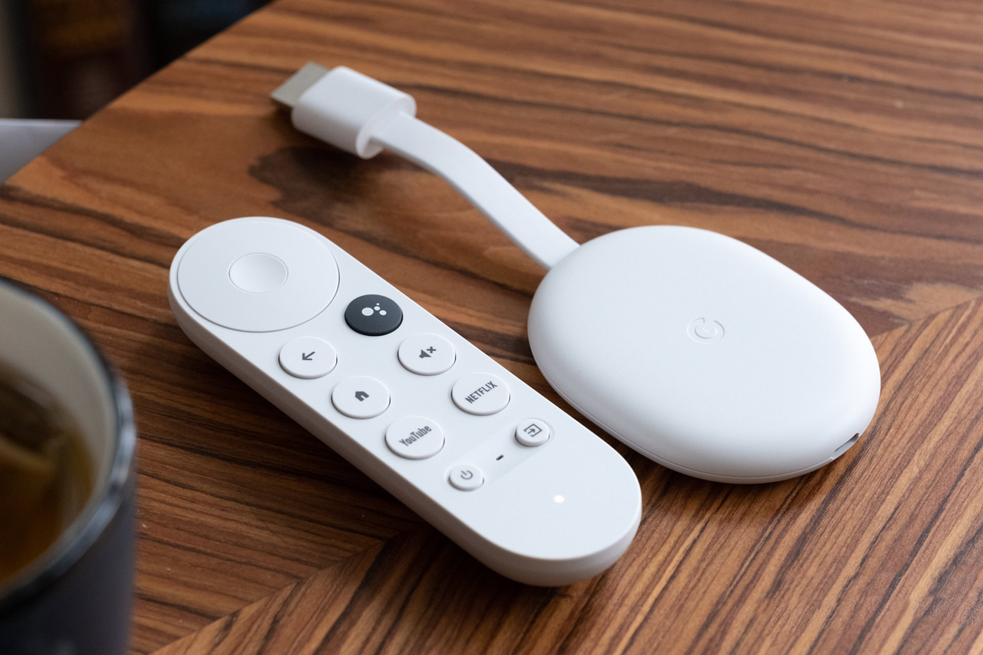 2021 3 google 2020 chromecast streaming dongle with controller on table 638c67568615ae71282af351