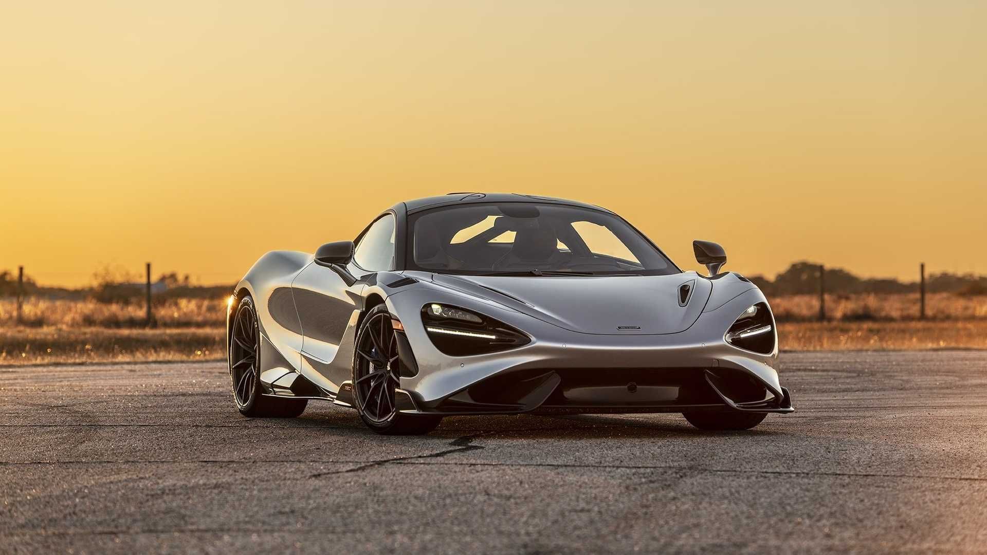 نمای جلو ابرخودرو مک لارن 765 ال تی / McLaren 765LT  با تیونینگ هنسی / Hennessey 