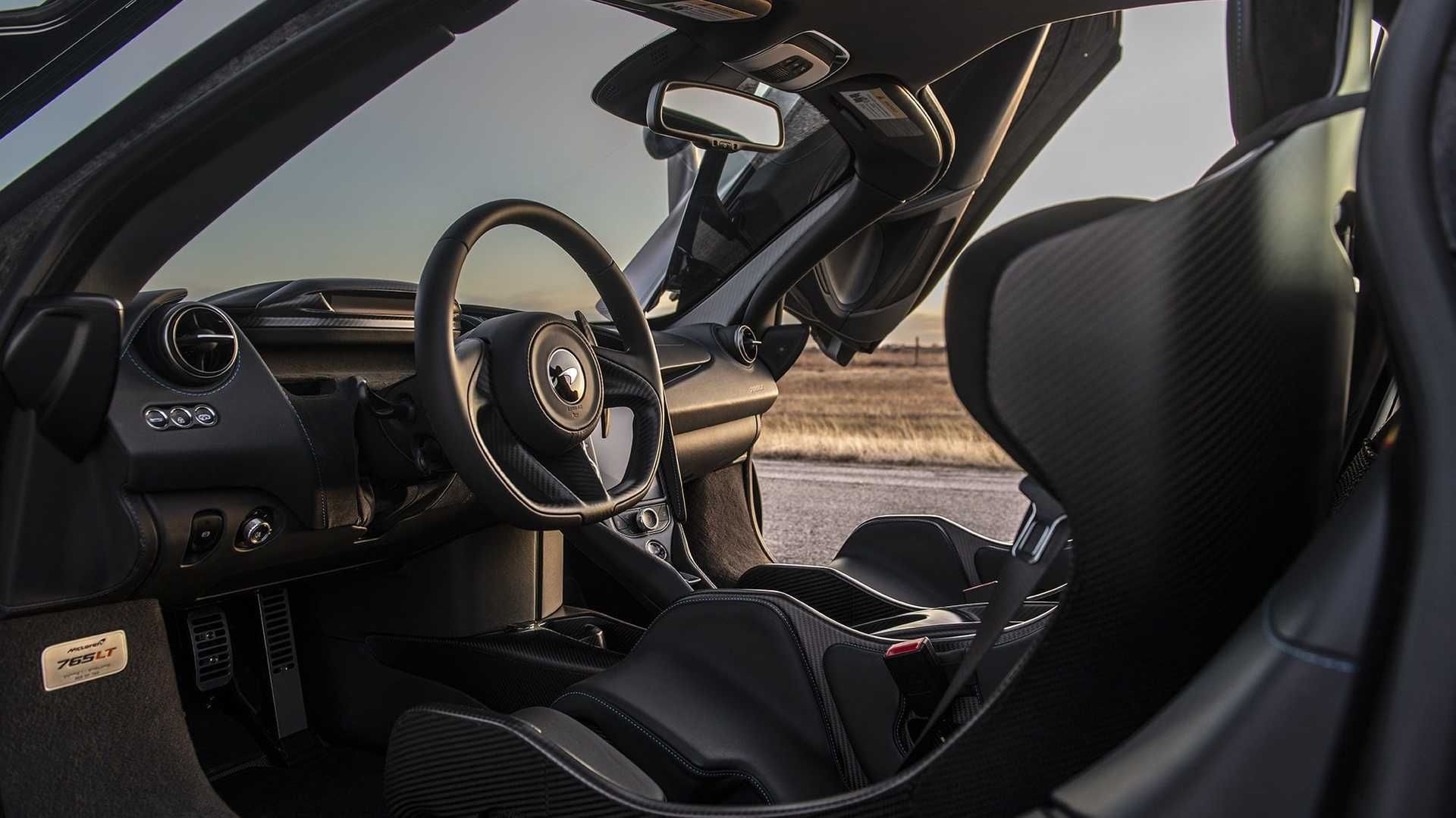 کابین ابرخودرو مک لارن 765 ال تی / McLaren 765LT  با تیونینگ هنسی / Hennessey 