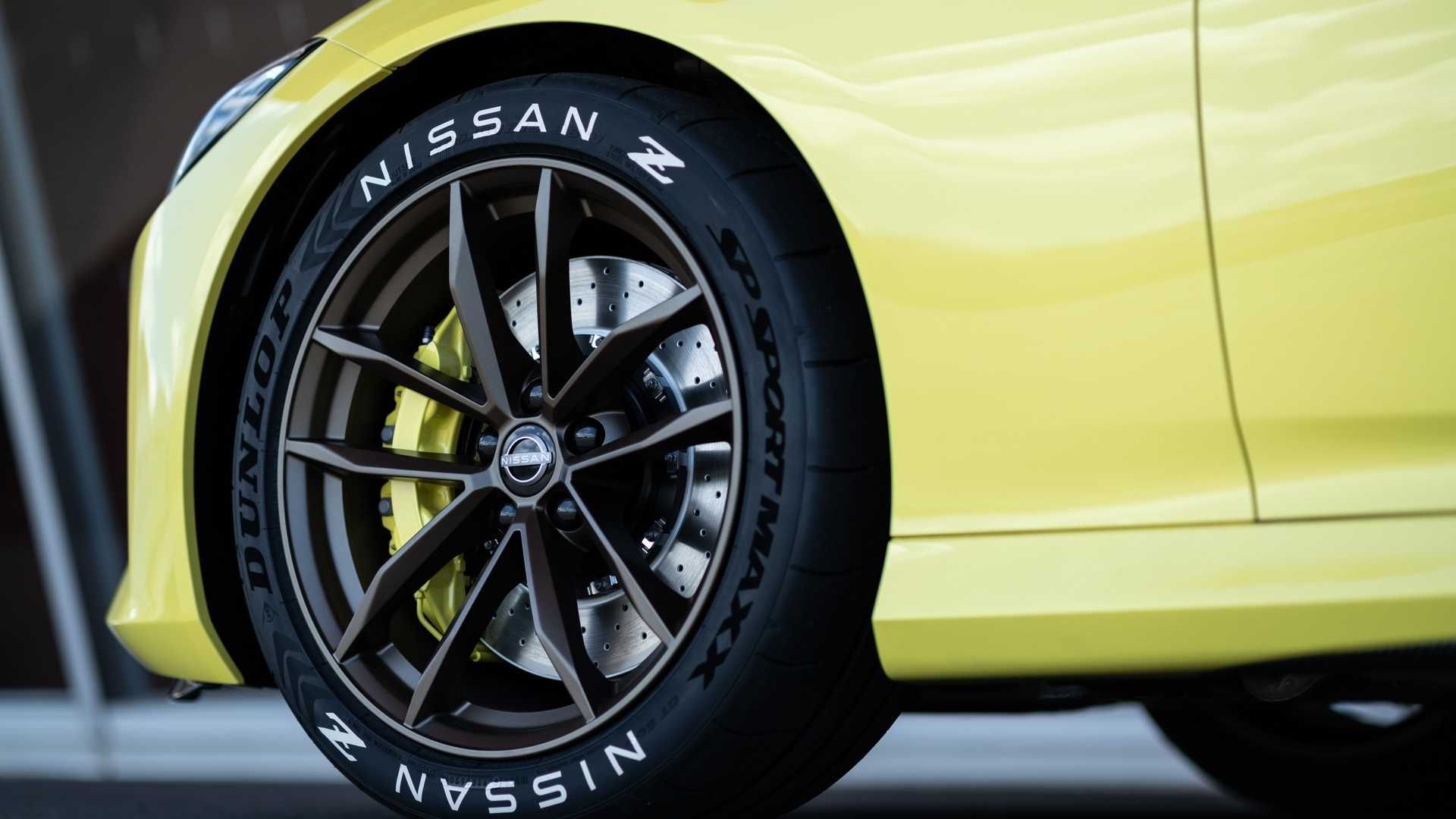 nissan Z نیسان Z  نمای چرخ