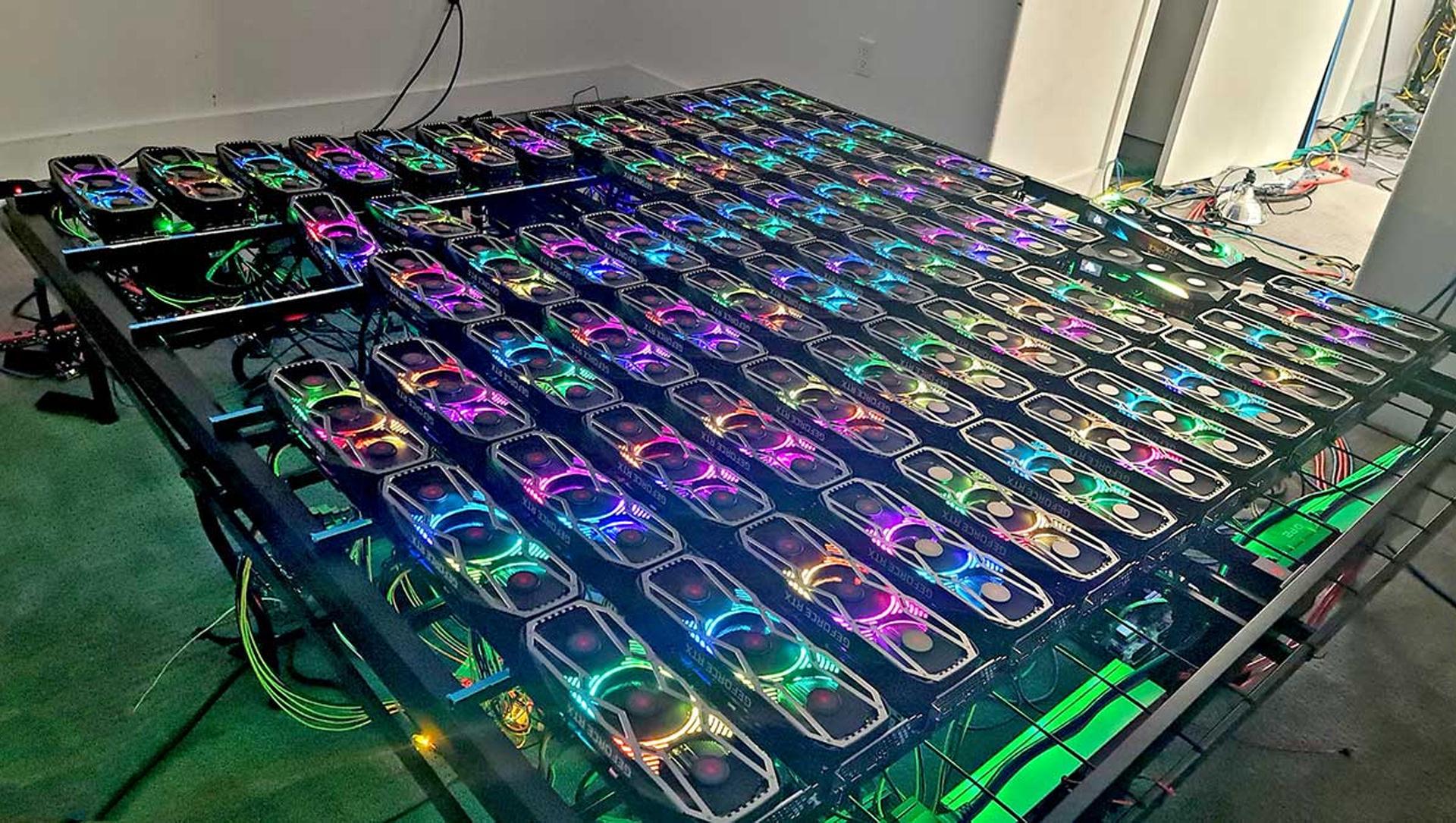 تعداد زیادی کارت گرافیک RTX 3000 در داخل ریگ استخراج RGB