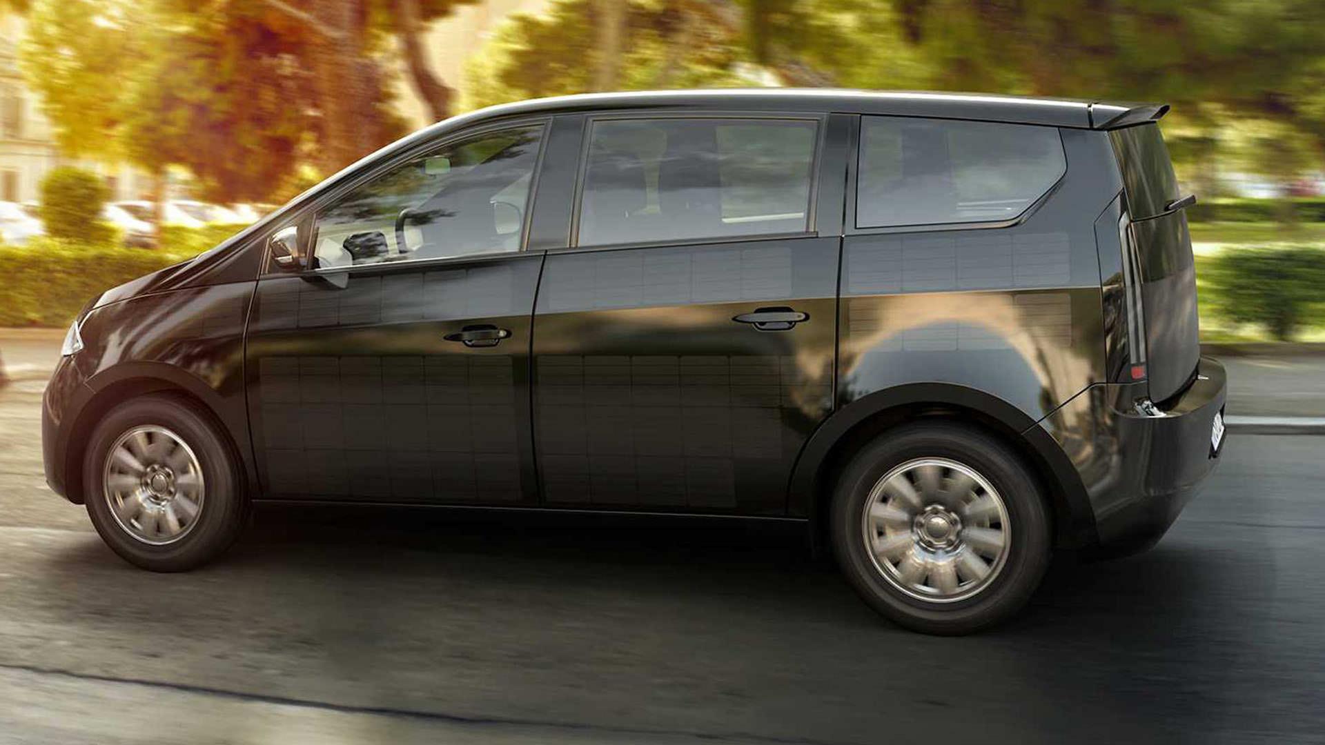 نمای جانبی خودروی الکتریکی سونو سایون / Sono Sion Electric Car 