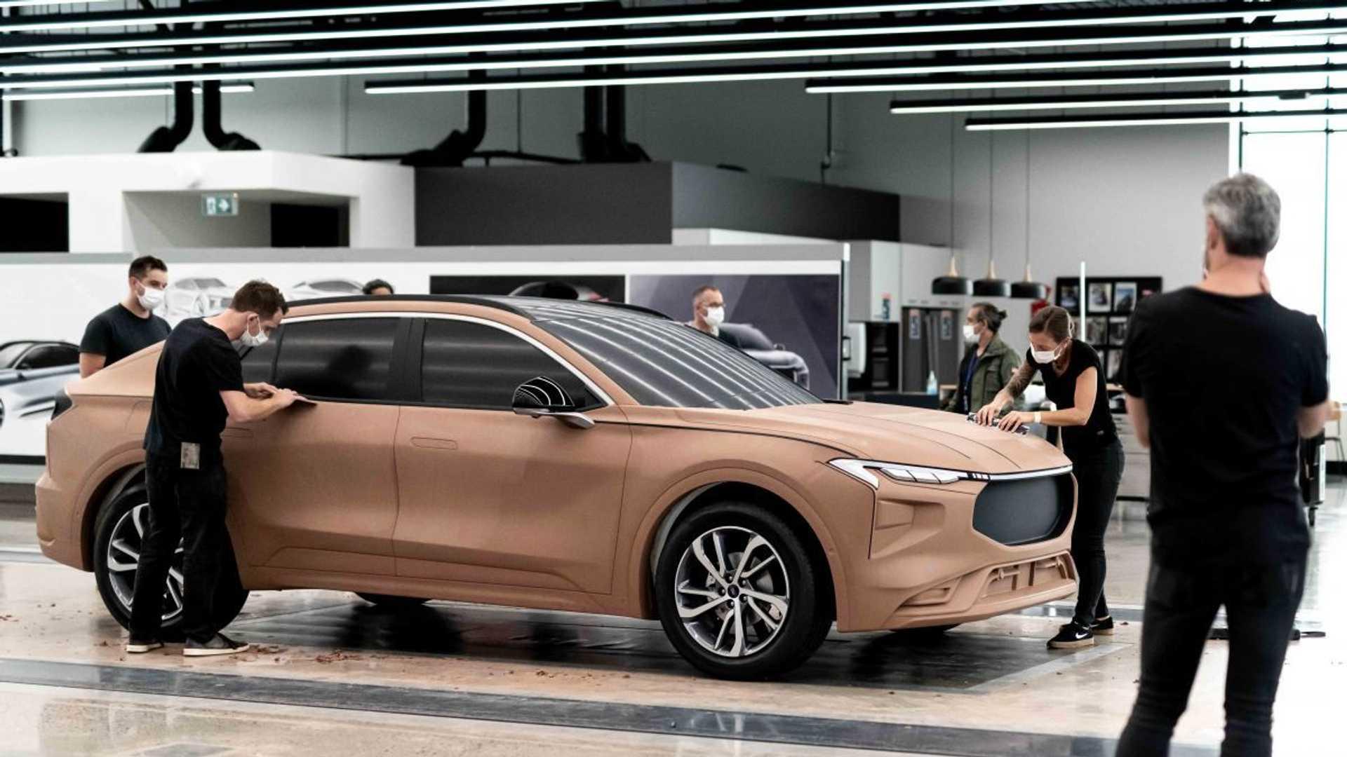 شاسی بلند فورد ایوس /  Ford Evos SUV در نمایشگاه خودرو شانگهای