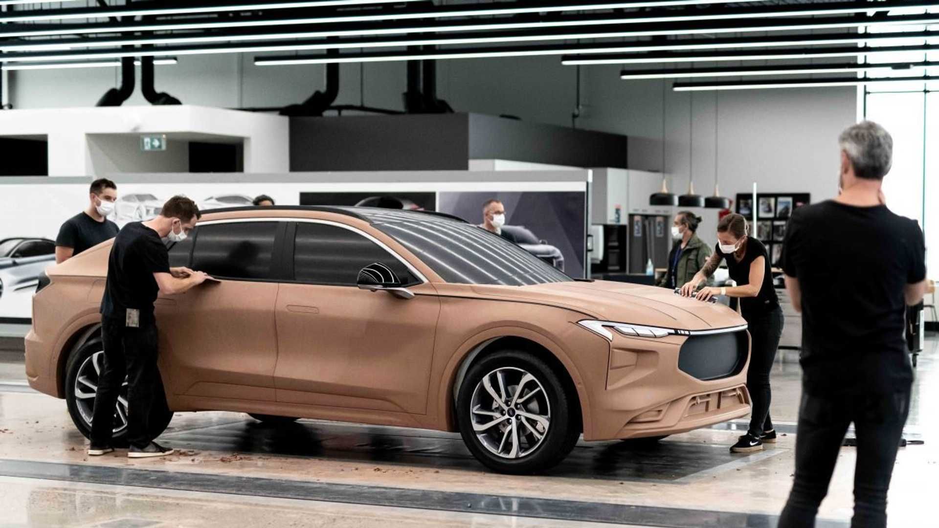 شاسی بلند فورد ایوس /  Ford Evos SUV در نمایشگاه خودرو شانگهای