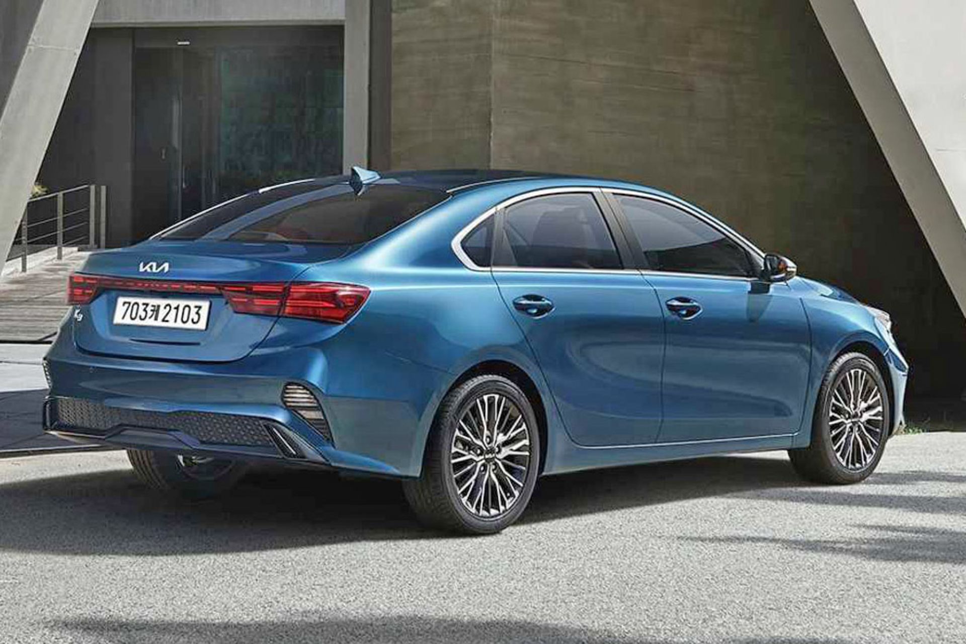 نمای پشت کیا سراتو / فورته K3 مدل ۲۰۲۲ معرفی شد