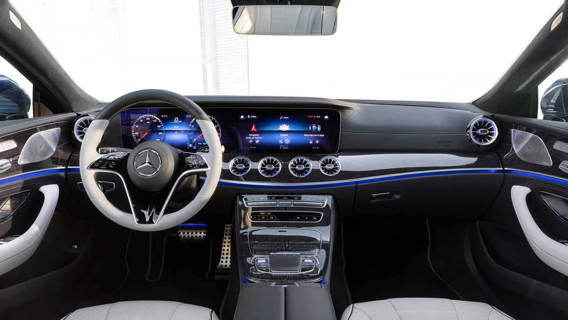 مرجع متخصصين ايران نماي داخلي Mercedes-Benz CLS AMG مرسدس بنز سي ال اس 2022