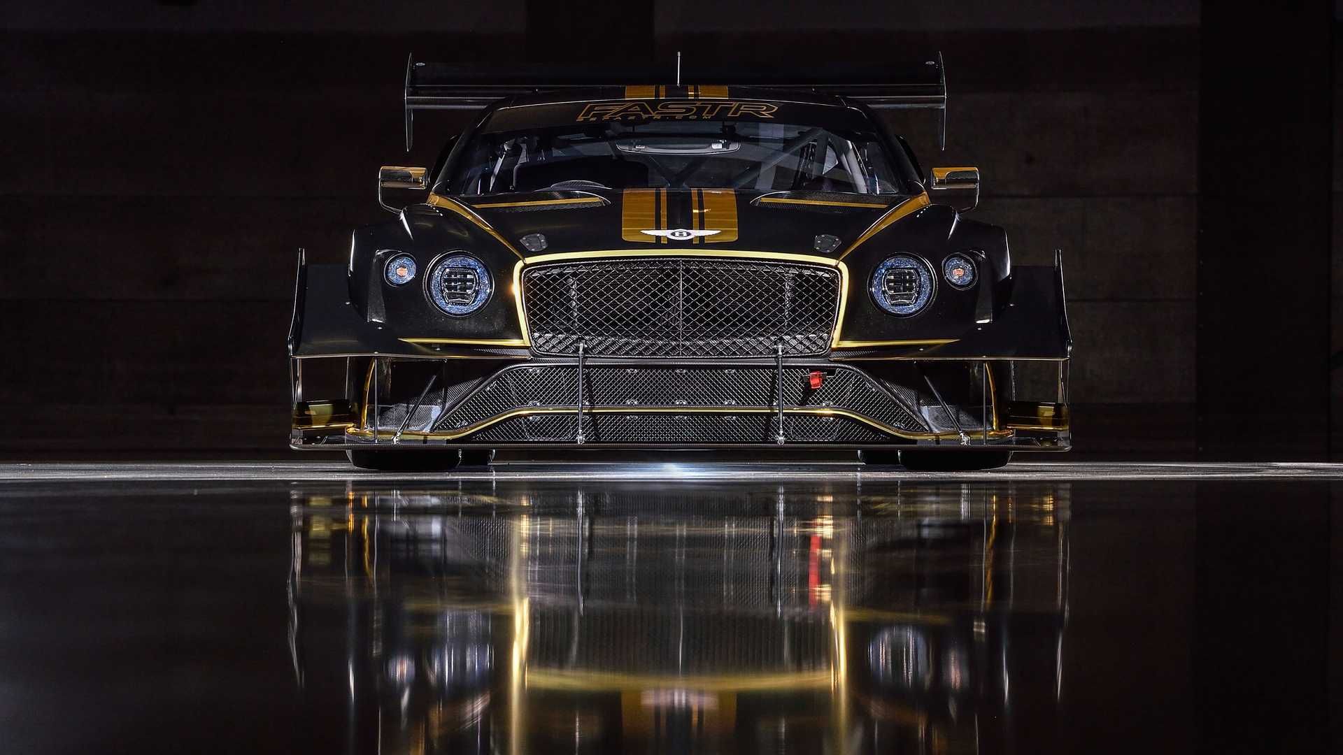 نمای جلو بنتلی کنتیننتال جی تی 3 پایکز پیک / Bentley Continental GT3 Pikes Peak سیاه رنگ با نوارهای زرد
