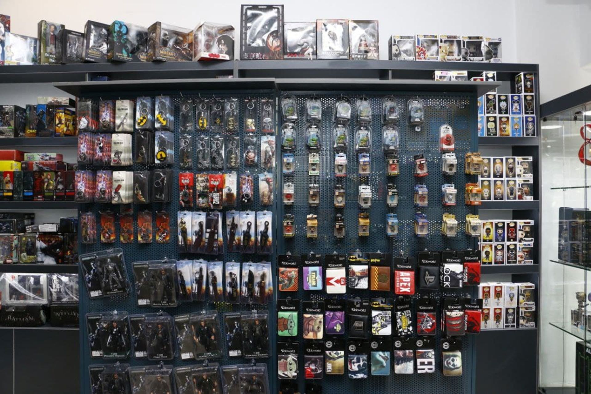  تنوع محصولات فروشگاه اکشن فیگور دالاران