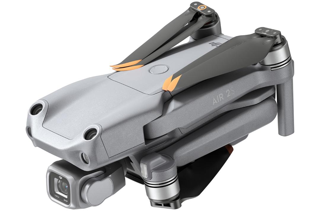 نمای سه رخ پهپاد DJI Air 2S / دی جی آی ایر 2 اس در حالت بسته