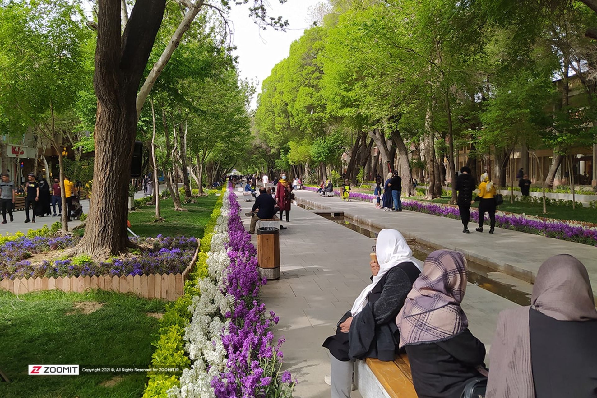 خیابان چهارباغ عباسی اصفهان در نوروز ۱۴۰۰ کرونا