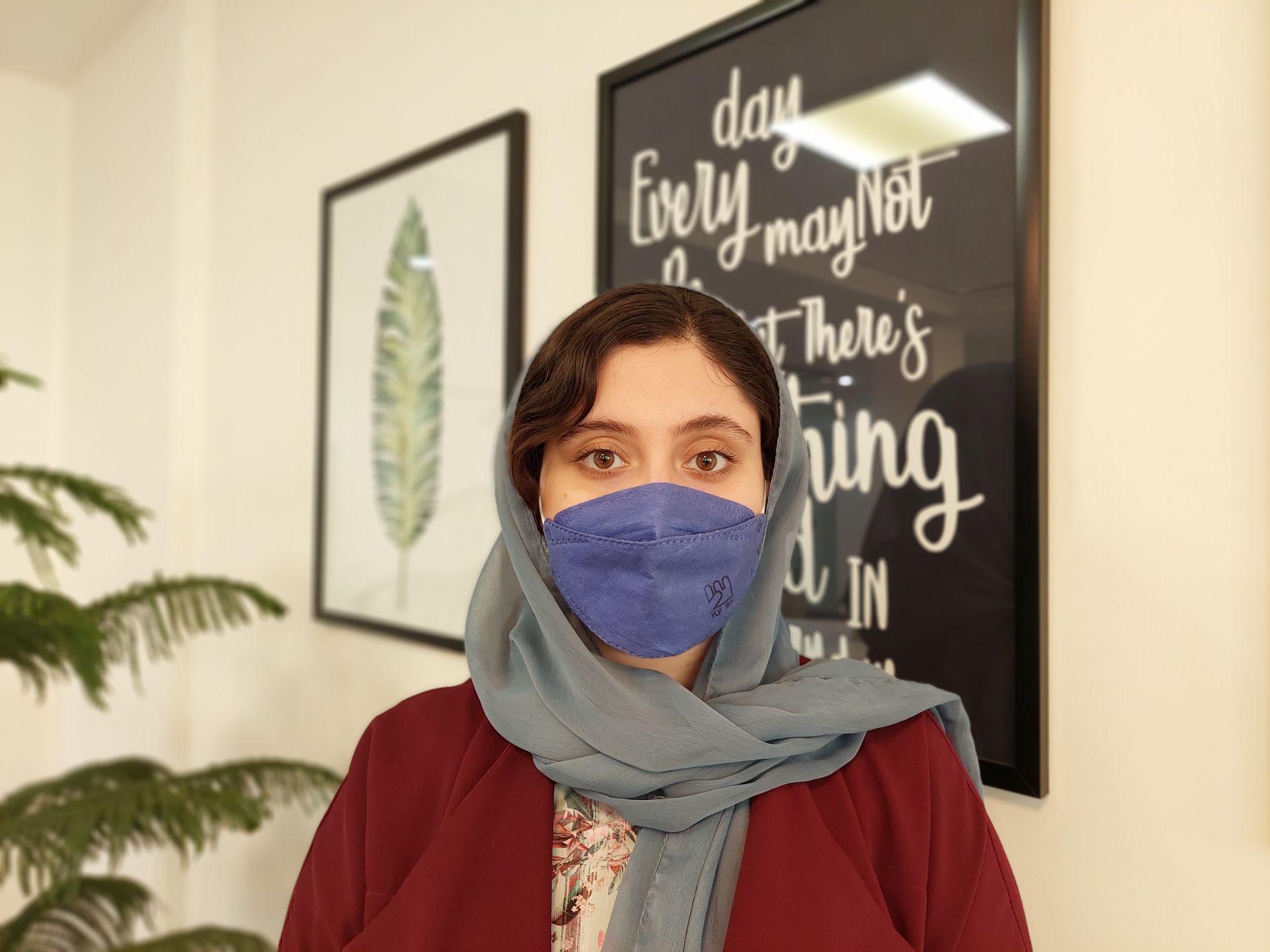 عکس نمونه پرتره گلکسی A72 - محدثه سلطان زاده از زومیت