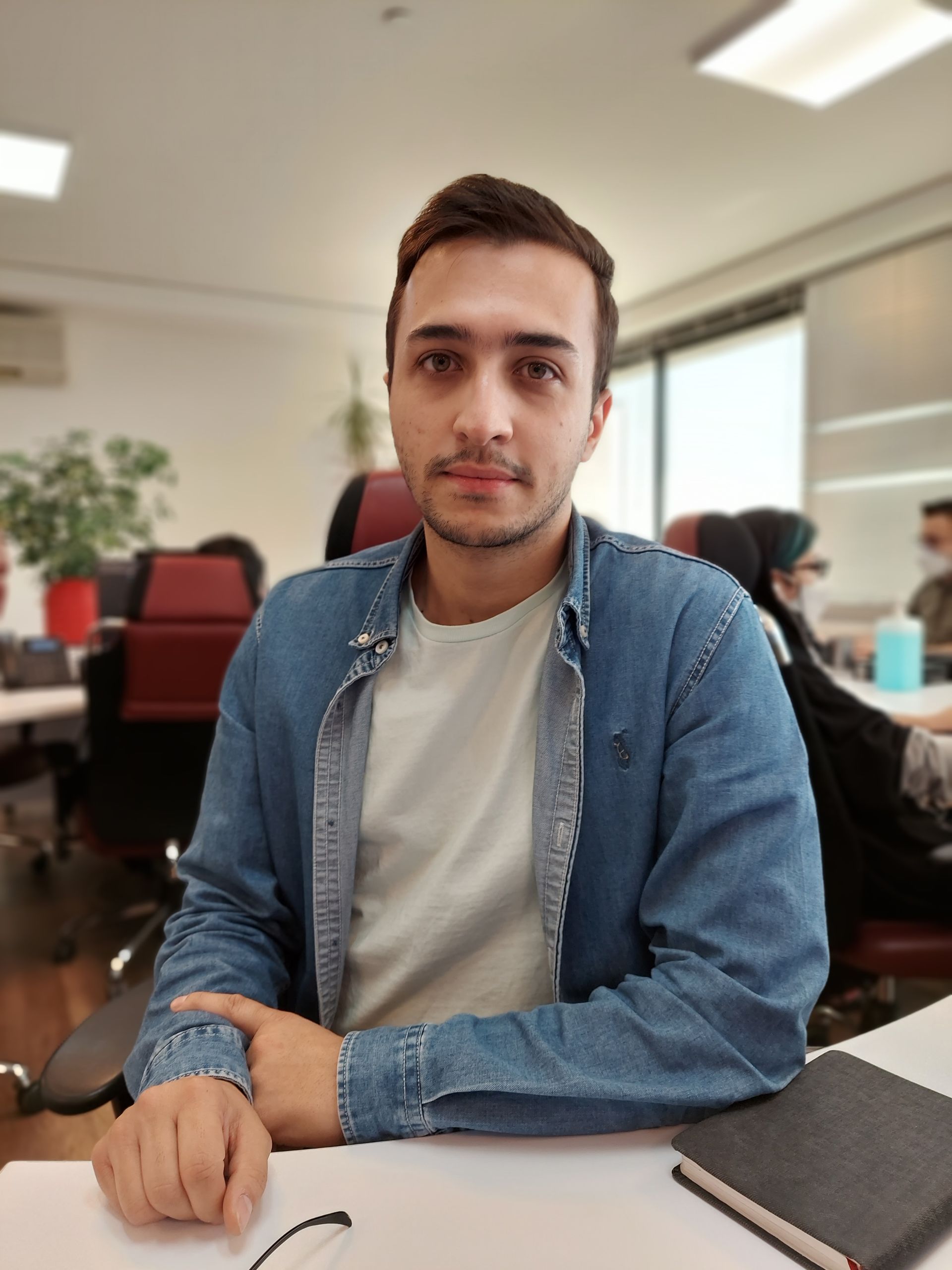 عکس نمونه پرتره گلکسی M51 سامسونگ - صدرا مخملی از زومیت