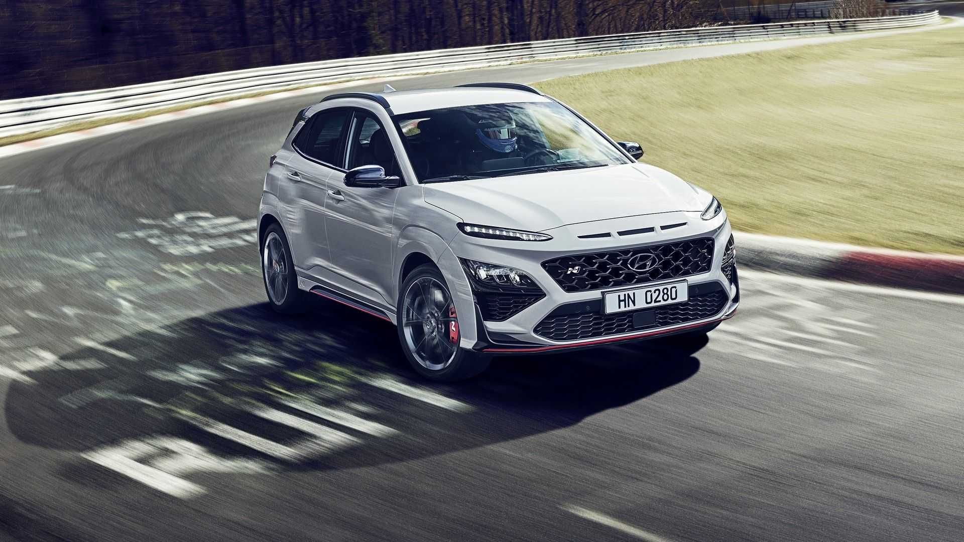 نمای حرکت Hyundai Kona N هیوندای کنا