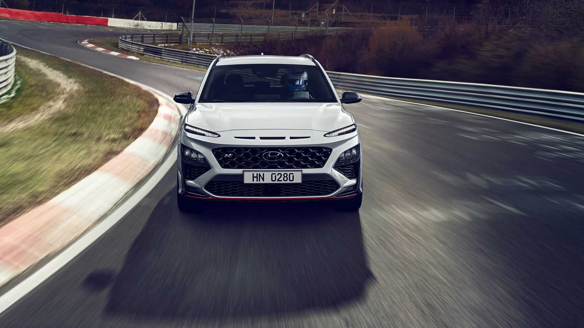 نمای روبرو Hyundai Kona N هیوندای کنا