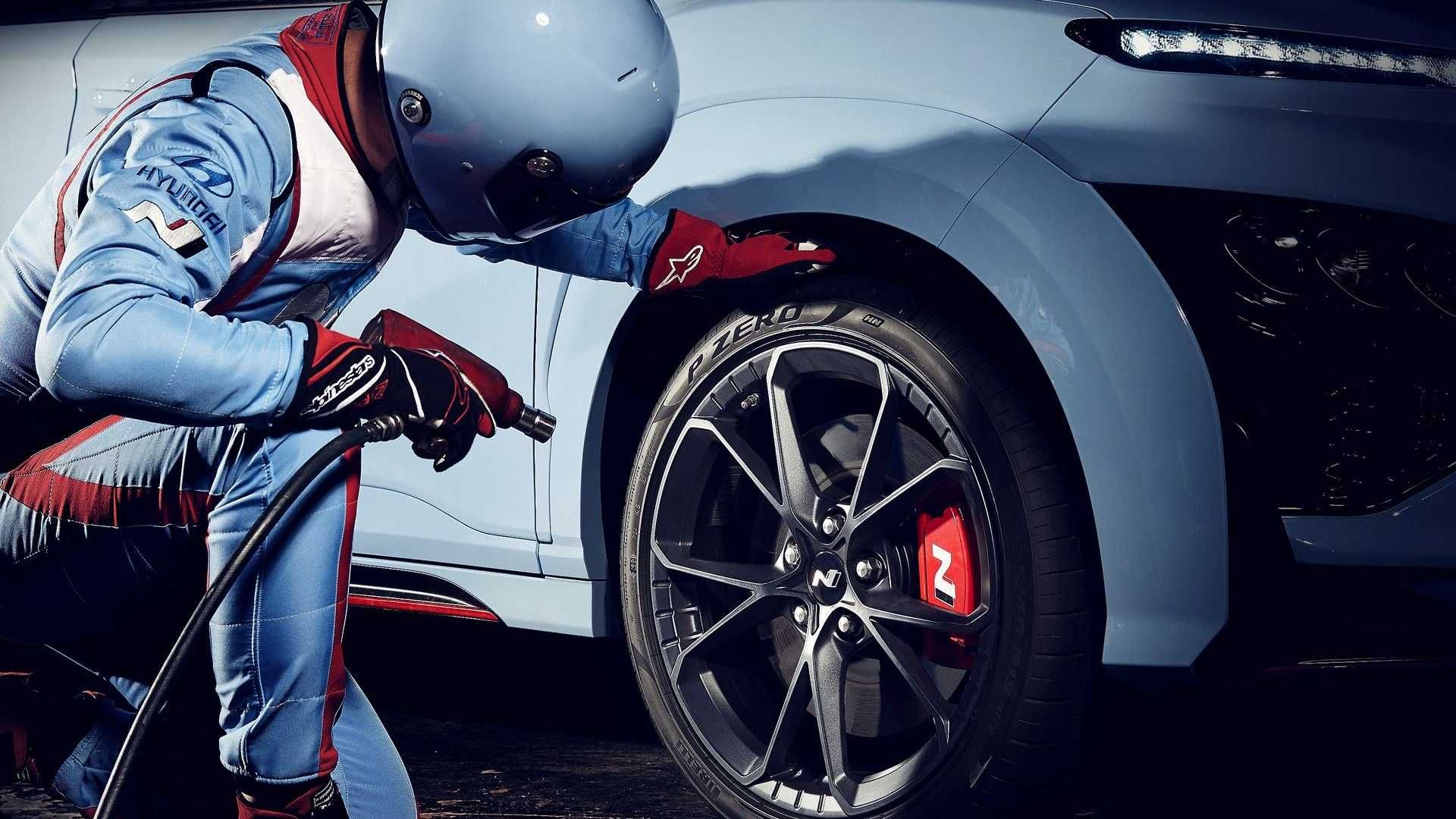 نمای چرخ Hyundai Kona N هیوندای کنا