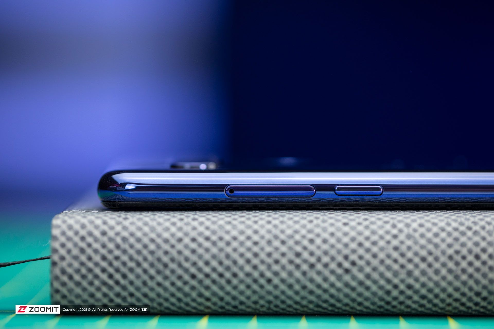 بررسی ال جی K51S کلید پاور و شکاف سیم کارت